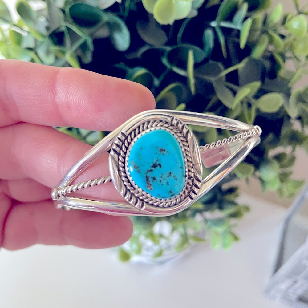 Vintage Native American Pat Yazzie Turquoise Cuff Bracelet Sterling Silver 925